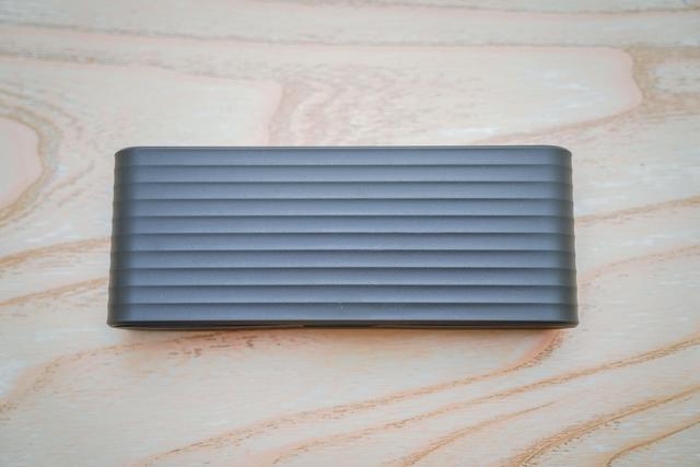 历史低价买到九盘位万兆 NAS 机皇：威联通 TS-H973AX