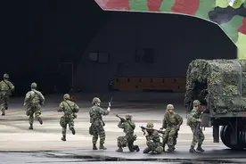 俄军不行，不等于我军也不行！台军反空降，无法复制乌克兰的奇迹图片