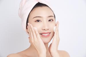 原来这才是正确护肤顺序，据说90%的人都做错了?图