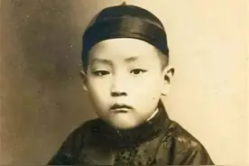 军队日夜守护产房，国家鸣13响礼炮迎接出生，他是中国最排面男婴图片