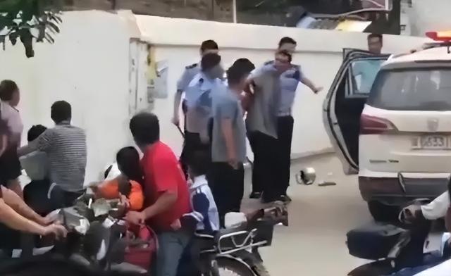 重大凶杀案，三名孩子三名老师当场身亡，知情人透露事情起因