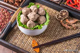 广东潮汕牛肉丸，可煮还能煎炒烤，这4种做法，让3～70岁都爱吃图片