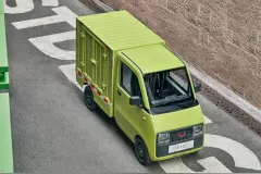 五菱E10单人电动货车上市：车宽1.08米，3.68万起售图片