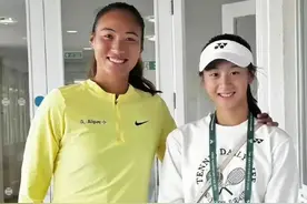 郑钦文和田亮女儿同框，奥运冠军和星二代的差别出来了图片