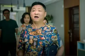 “三德子”请朋友吃鸡，600元一只被吐槽太贵，网友：根本吃不起图片