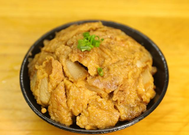 河南农村酒席上这三道菜火了，有肉有鸡，上锅一蒸，上桌就光盘