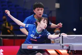 2-3！3-0！张本智和惨遭大逆转，兄妹争冠梦碎，哥哥不如妹妹图片