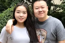 曝岳云鹏包养女大学生！私生子照片疑曝光，连续四年发文为其庆生图片