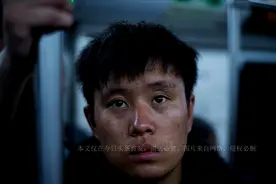 1992年，男孩因一瓶“饮料”改变一生，30年后他仍然在寻亲路上图片