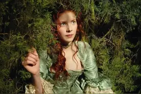 德国高分惊悚电影《香水》：天才少年用这种方法制作香水图片