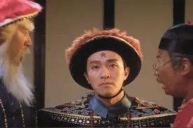 《九品芝麻官》，你真的看懂了吗？导演埋的伏笔直接被删掉图片