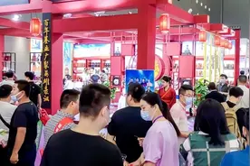 白酒看品质：看酒花、观酒色有用么？行家：复杂了，有这2点足够图片