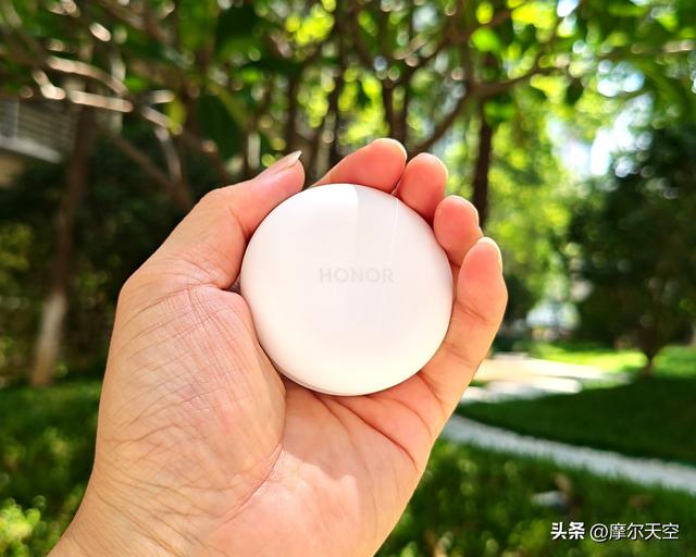 马卡龙潮酷设计加持：荣耀Earbuds A Pro高性价比核心实力初探
