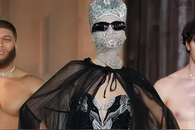 巴黎“流氓时尚”？湿身舞娘、丝袜套头、阴间走秀，看的头皮发麻图片