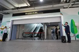 “一站式”就诊！18号线江浦路站6号口今天起直通新华医院儿科门急诊图片