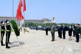 一部《毛选》打天下的传奇总统，他来中国了！图片