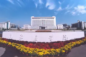 枣庄市大学名单图片