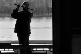 一支简陋的竹笛，跟随我风风雨雨几十年，成为我相依为命的知音图片