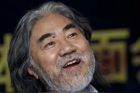 张纪中四胎“超生”惹非议！父女相差72岁，娇妻一句话暴露野心！图片