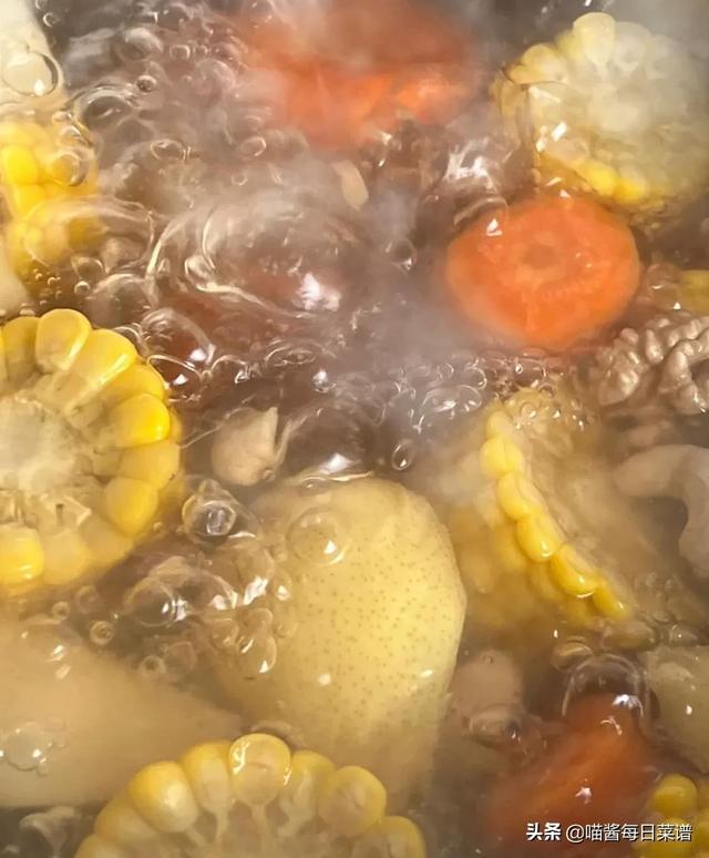 花胶瑶柱响螺片鸡汤的做法 2026年花胶响螺片瑶柱炖鸡