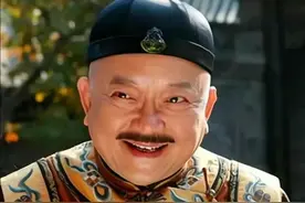 一夜清空所有社交账号，王刚疑似移民美国？争议不断被逼出面回应图片