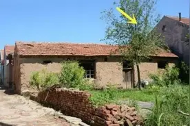 农村盖房，老人常说“大屋摞小屋，三年两年哭”，这是什么意思？图片