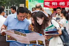 2022年高考分数线最新预测，有望全面下降，考生有福了图片