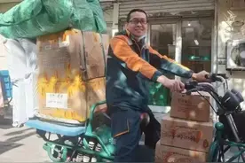 用心服务客户——记全国职工职业道德建设先进个人 中国邮政速递物流股份有限公司呼市分公司快递揽投员胡振国图片