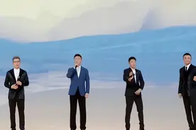央视四大男主播再次合体唱秀引热议：有文化的人，有多可怕？图片