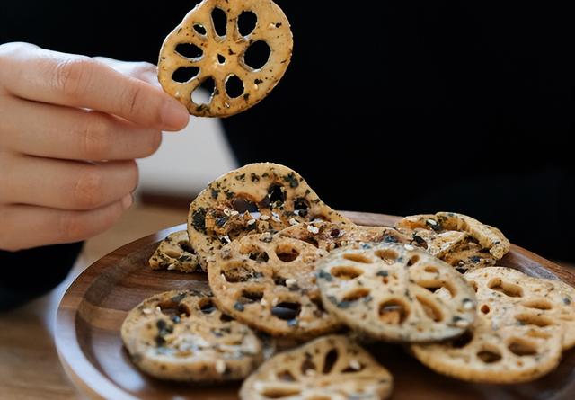 四十岁女人怎么保养能有效抗衰老 四十岁的女人如何保养可以延缓衰老
