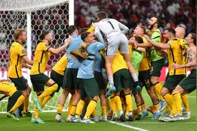 世预赛-澳大利亚点球大战5-4淘汰秘鲁进世界杯 亚足联首次6队参赛图片