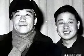 侯宝林到底有多少徒弟？马季清理3个，侯耀华又给父亲收了一个图片