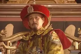 清朝最早发明机关枪，能连打28发子弹，却因康熙全毁了！图片