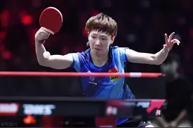 2-3负陈幸同！王曼昱为何爆冷惨败？邓亚萍一针见血，犯陈梦的错图片