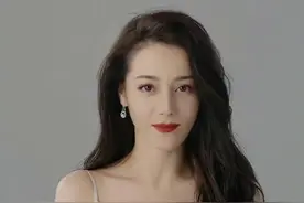 迪丽热巴，性感魅力写真（图集）图片