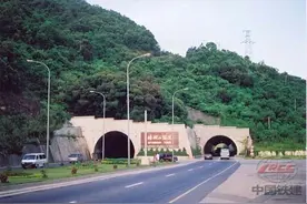 回归有他们付出的爱（——深圳梧桐山隧道建设者的事迹引起反响）图片