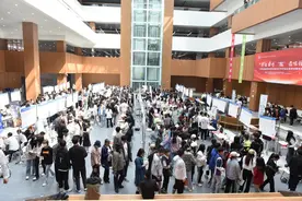 岗位超3600个！长春金融高等专科学校2023届毕业生校园双选会举行图片