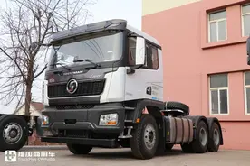 陕汽准大件运输卡车再升级，带您看德龙X5000准大件牵引车的实力图片