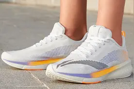 每天跑步五公里，有哪些500以内的跑鞋推荐图片