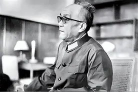 他身为开国大将却天生“反骨”，1955年授勋时，排名第三比陈赓高图片