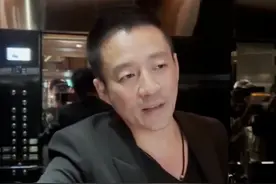 汪小菲和儿女聚会曝光，小玥儿身高到爸爸肩膀，儿子依然不受重视图片