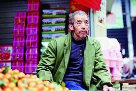 武汉三口之家：父女三人无血缘，父亲不是亲生的，妹妹不是亲妹妹图片