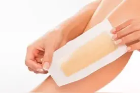 经常熬夜的女生是否会长小胡子图片