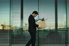 人到中年，失业了，没有一技之长，如何才能养活自己及家人呢？图片