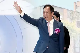 停滞不前！郭台铭把夜市当成主流民意造势场合，纯属病急乱投医！图片