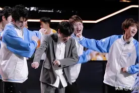 战至巅峰：周柯宇不负最强野王之名，率队让一追二，上演逆风翻盘图片