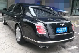 当年下地700万，开了十年的宾利慕尚是啥成色？标价186万谁会买？图片