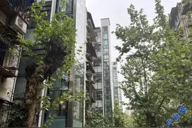 太好了！今年100多个单元楼栋居民将告别“爬楼难”|成华融媒图片