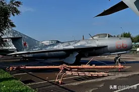 解放军大办民兵师，5000多个师，44000多个团，战斗力堪比核弹？图片
