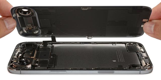 iFixit拆解iPhone Air